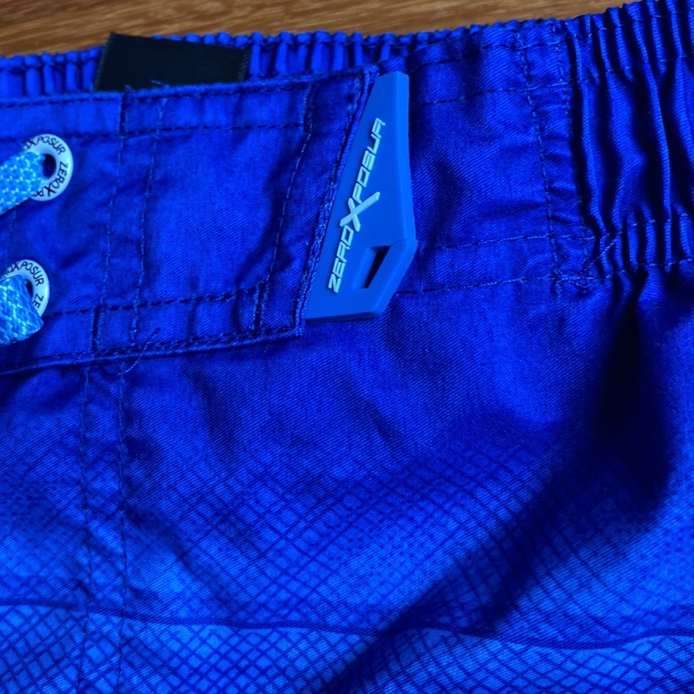 Boys swim trunks - Picture 3 of 8